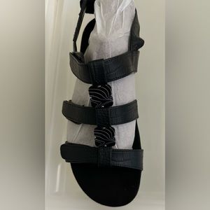 Vionic, Amber black croc sandals. Never worn